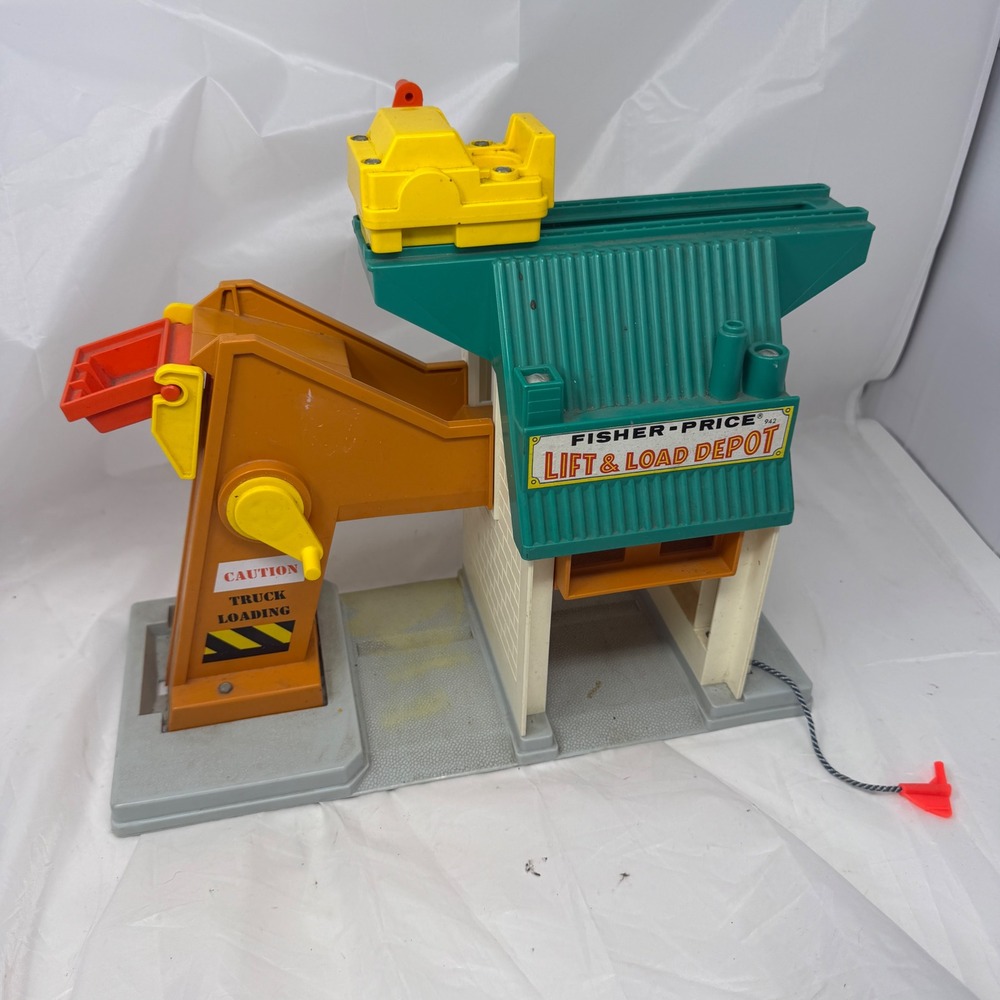 Vintage Fisher-Price Little People Lift & Load Depot 942 Construction Playset